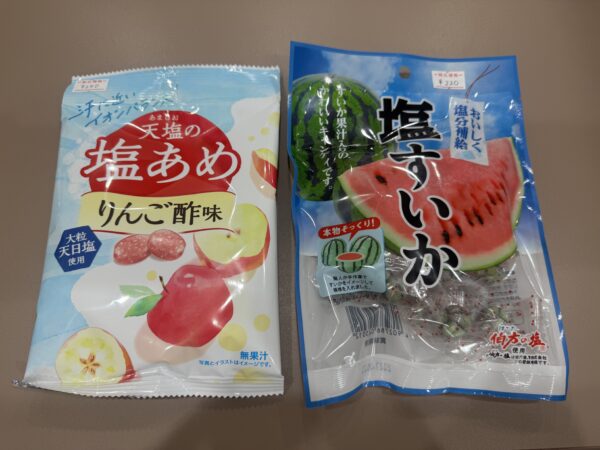天塩の塩飴りんご酢味、塩すいか飴